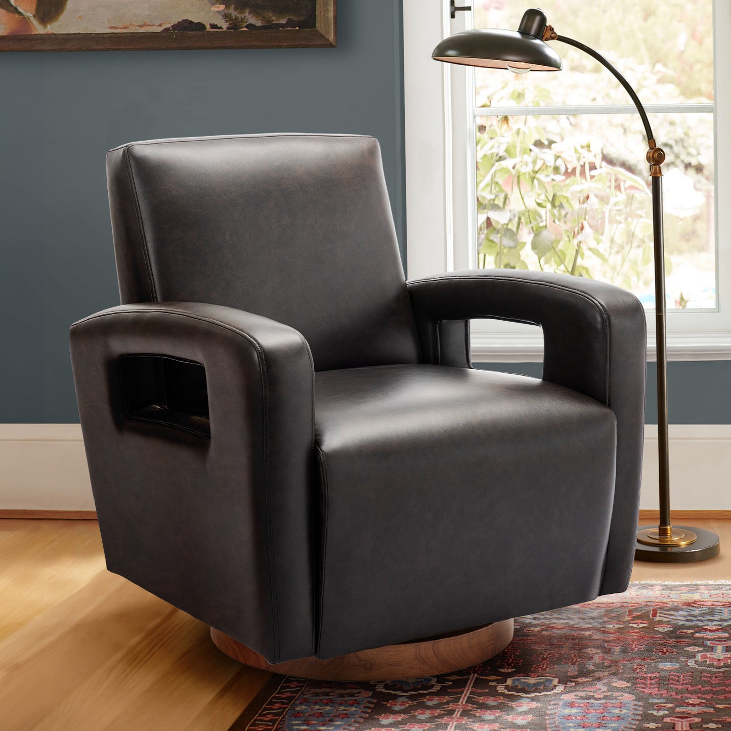 Rotating Decorative Chair In The Living Room