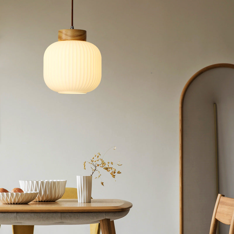 Retro Bedroom Light Chinese Wooden Pendant Light