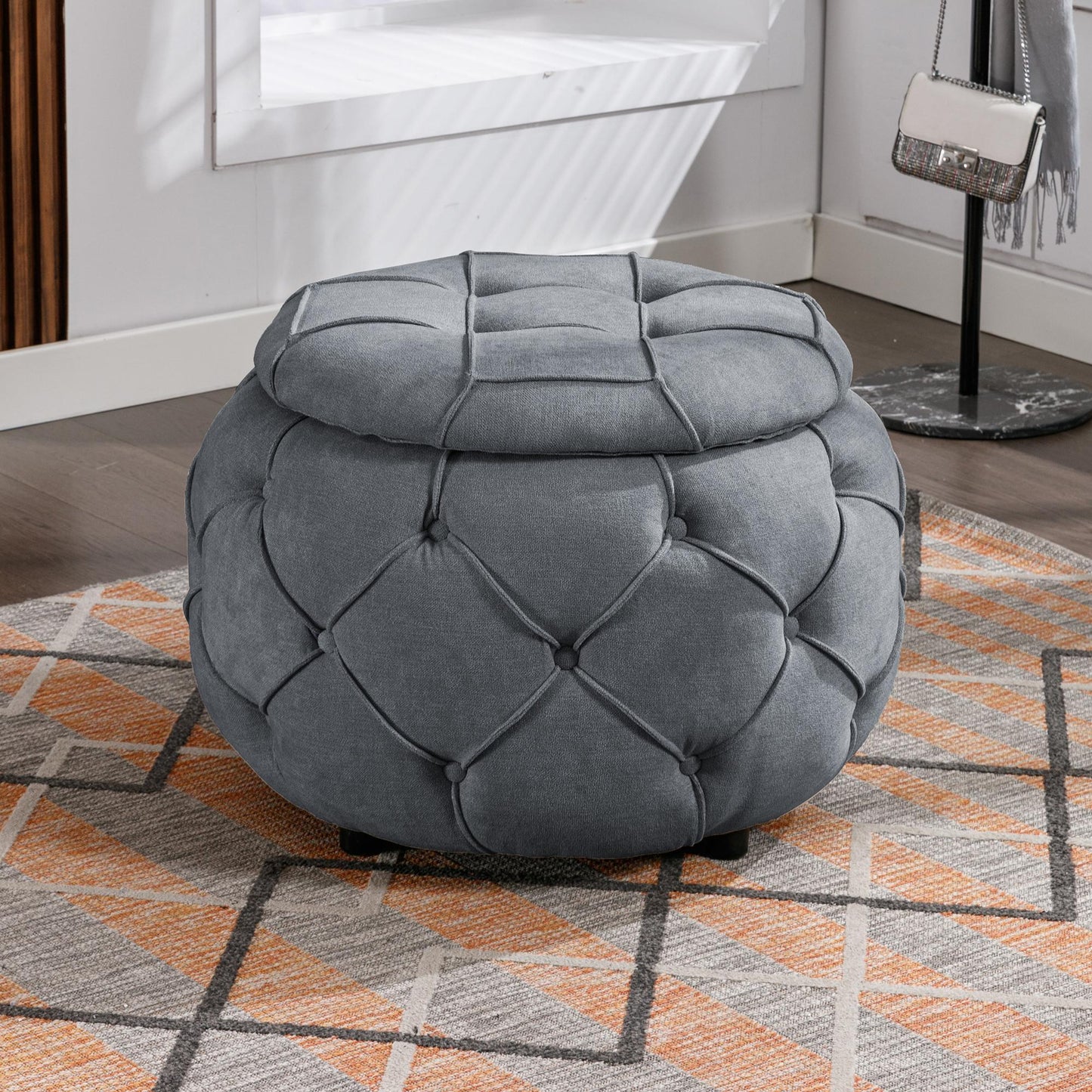 Large Button Tufted Woven Round Storage Footstool。Suitable for living room, bedroom, study